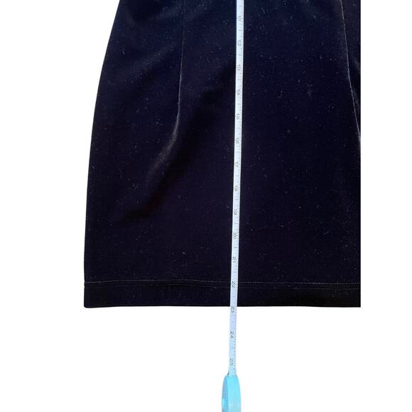 Superdown Erika Feather Mini Dress in Black Velvet Size Small 0578 - Picture 4 of 11